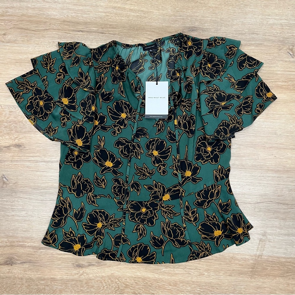 Who What Wear Green Ruffled Short Sleeve Blouse